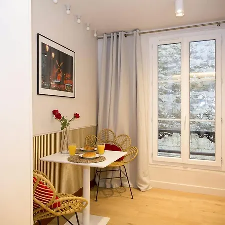 Studio Fonctionnel Et Moderne Place Clichy - 2p Paris